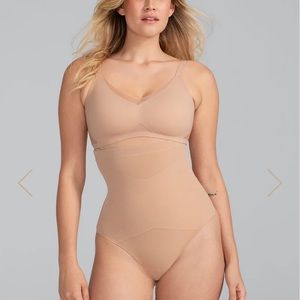 HoneyLove SuperPower Thong XS